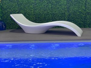 מיטת שיזוף פיברגלס