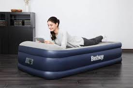 מזרון מתנפח יחיד + משאבת ניפוח חשמלית דגם 67628 Bestway – תמונה 3