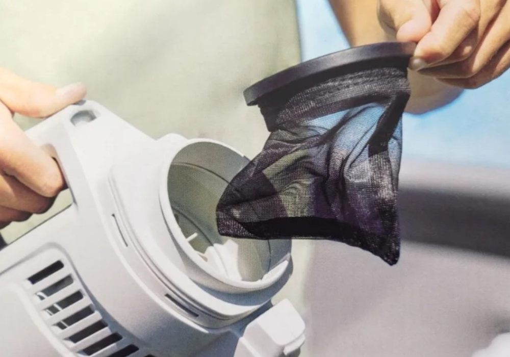 שואב קרקעית לבריכה וג'קוזי ZR200